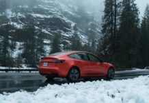 EE.UU. Miles de vehículos eléctricos quedan varados por el frio invernal