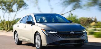 Nissan Sentra SL del 2026, con nuevo aspecto y renovado interior